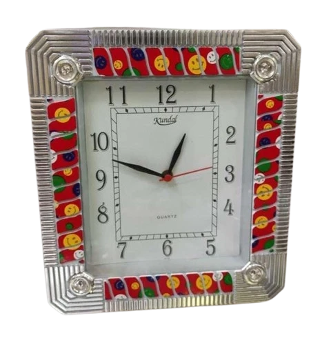 "Square Kundal Quartz Wall Clock with Smiling Faces"
